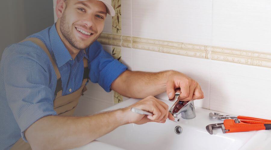 Handle or spout repair in Crest Hill, IL